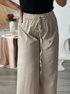 HZS273-062730 PANTALON CASUAL CON PRETINA ARRUCHADA UNICOLOR