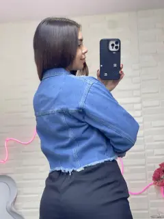 YM167-091671 CHAQUETA CON DETALLES BRILLANTES EN FORMA DE ESTRELLA EN JEANS