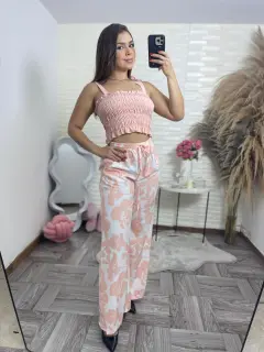 SYZ023-130231 SET LARGO CASUAL CON TOP CORTO CON AMARRE EN HOMBROS PANTALON CON HERMOS ESTAMPADO FLORES