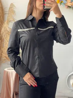 HZS288-062884 CAMISA MANGA LARGA CON DETALLE DE TEJIDO EN  DELANTERO