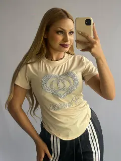 Blusa de Manga Unicolor Estampado en Piedreria