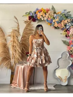 AMF025-010257 VESTIDO CORTO CON CINTURON Y ESTAMPADO DE FLORES