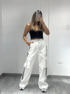 AMF171-011715 PANTALON CASUAL CON BOLSILLO A LOS LADOS
