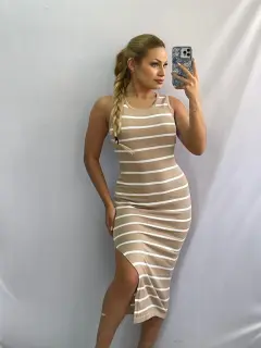 Vestido Tejido de Escote Estampado