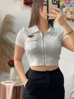 LJR117-041170 BLUSA CON MANGA CIERRE Y CUELLO UNICOLOR
