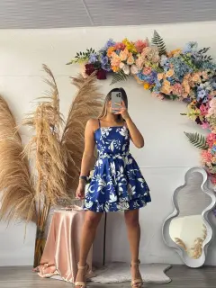 AMF025-010257 VESTIDO CORTO CON CINTURON Y ESTAMPADO DE FLORES