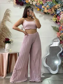 YJY112-121121 SET LARGO CON TOP CORTO Y PANTALON PLIZADO UNICOLOR