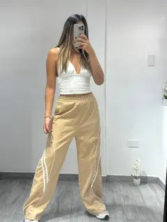 HZS161-061618 PANTALON CON GOMA EN PRETINA Y DETALLES DE RAYAS EN PIERNA